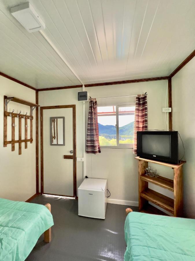 Glamping Lovcen Villa Njegusi Екстериор снимка