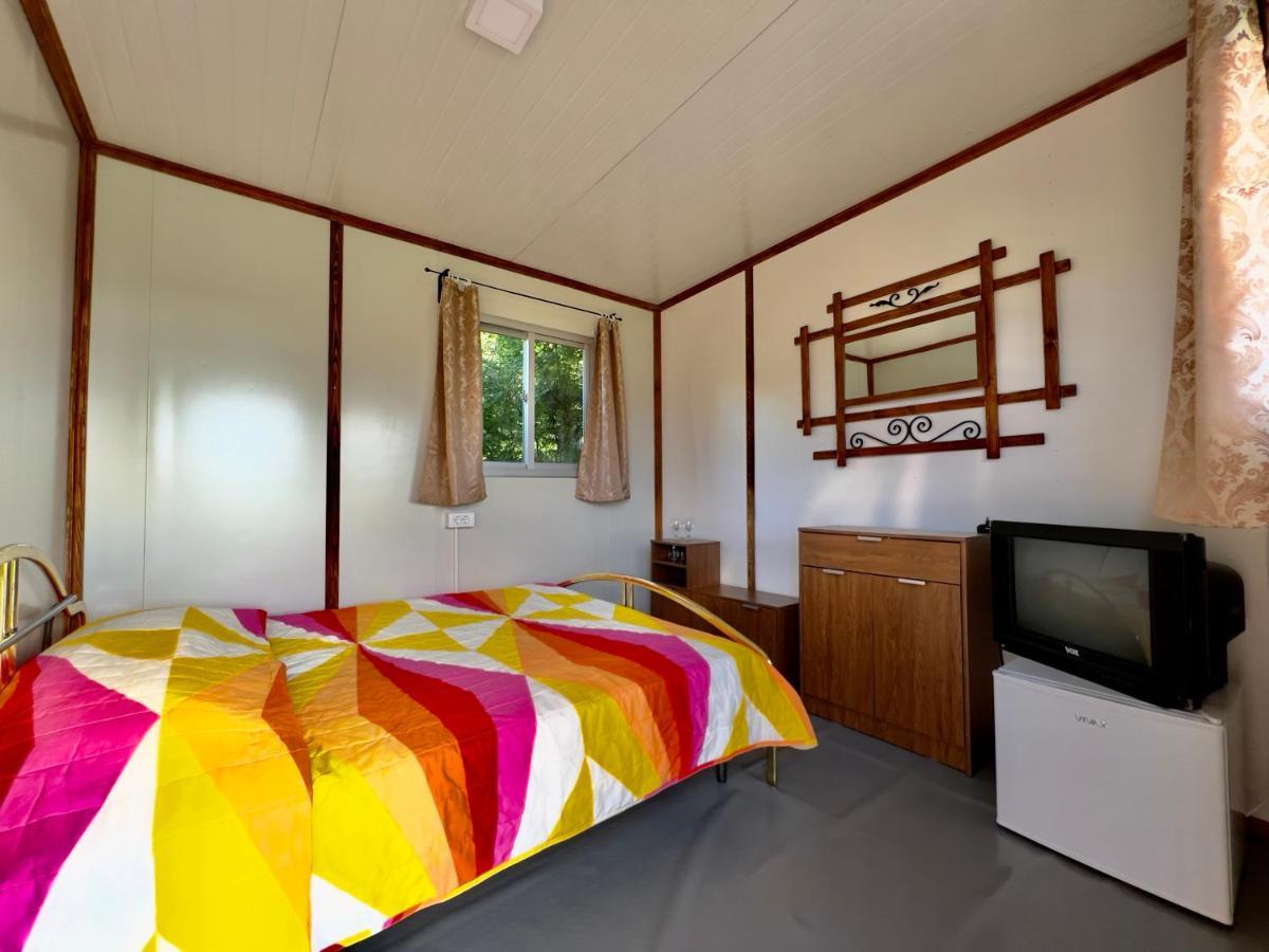 Glamping Lovcen Villa Njegusi Екстериор снимка