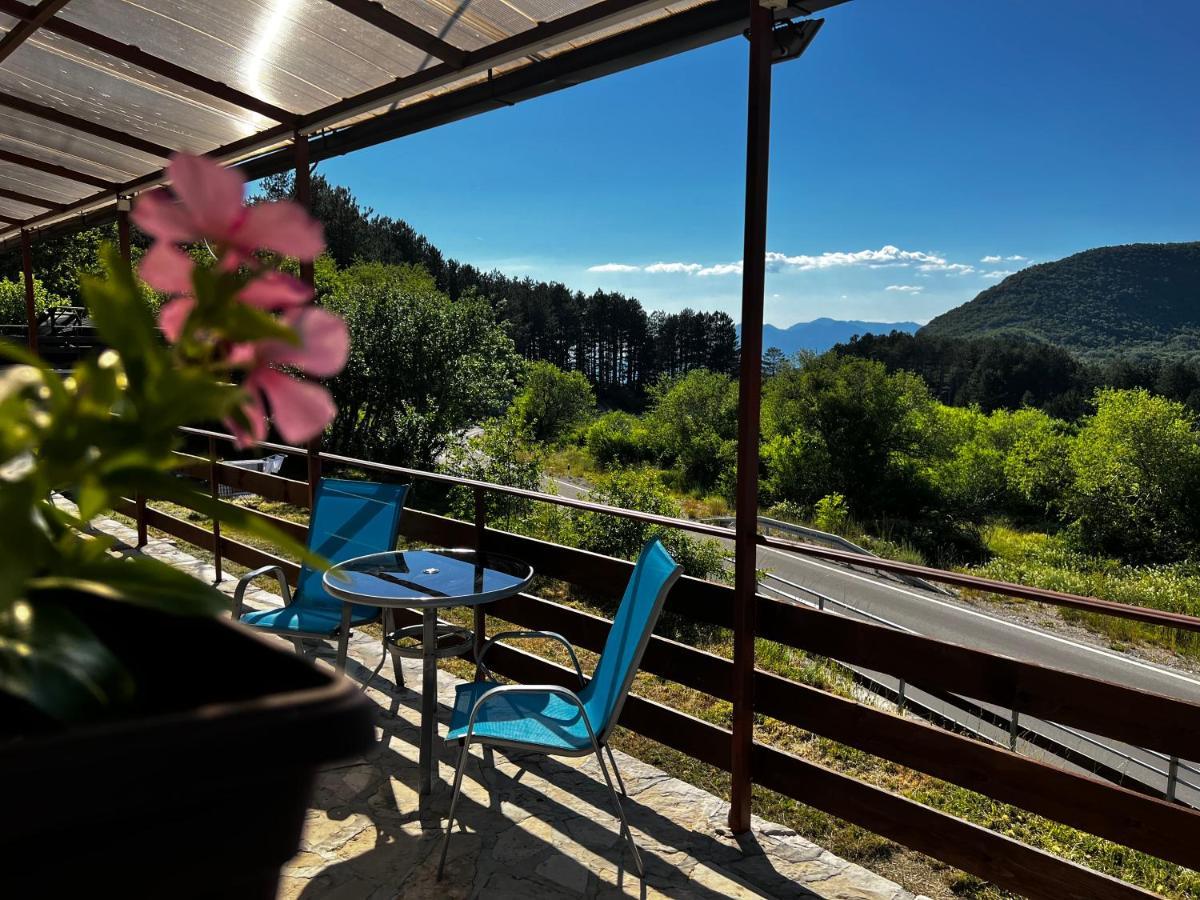 Glamping Lovcen Villa Njegusi Екстериор снимка