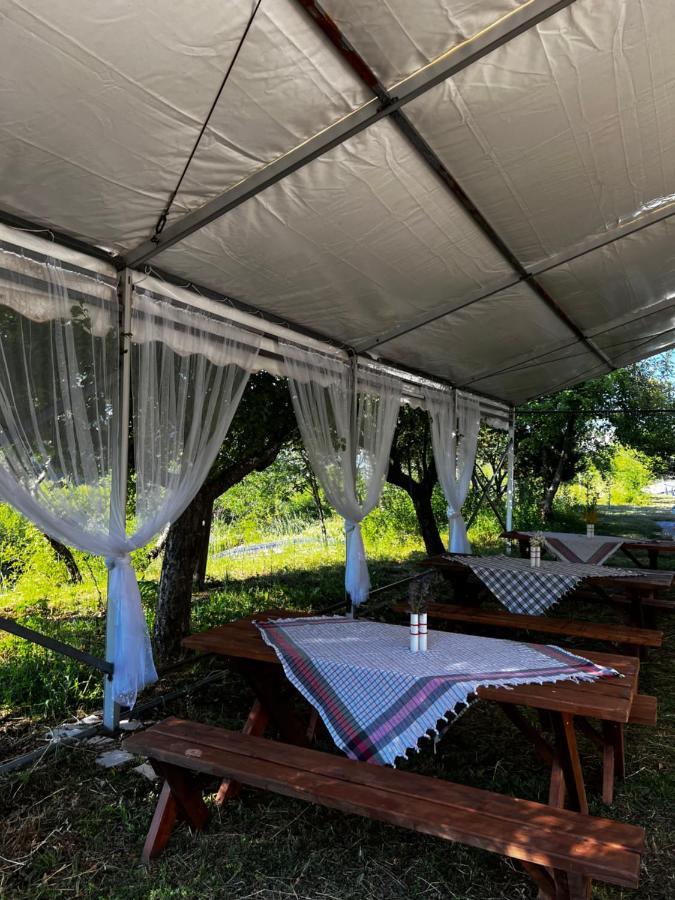 Glamping Lovcen Villa Njegusi Екстериор снимка